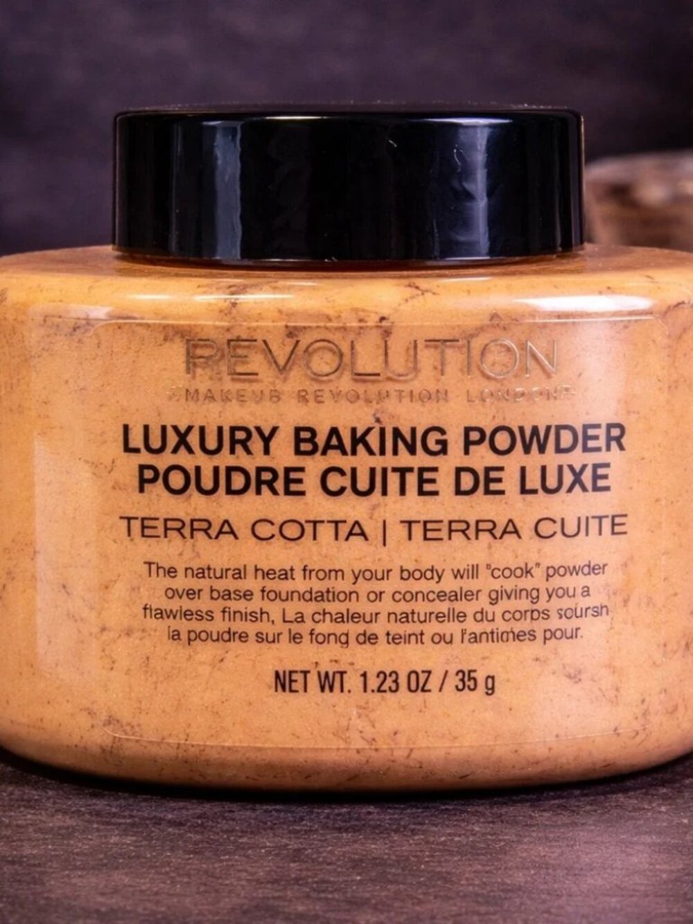 REVOLUTION Luxury Baking Powder Terra Cotta